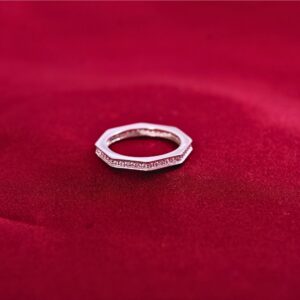 Six-Sided Sparkle Band