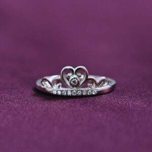 The Radiant Crown of Hearts Ring