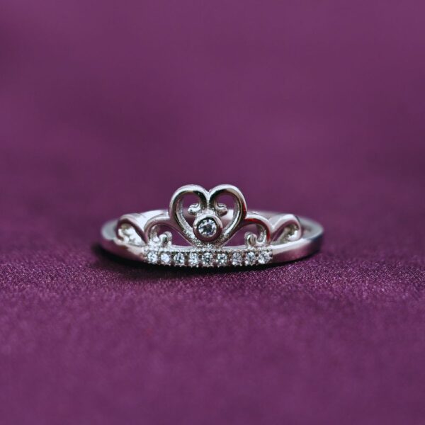 The Radiant Crown of Hearts Ring