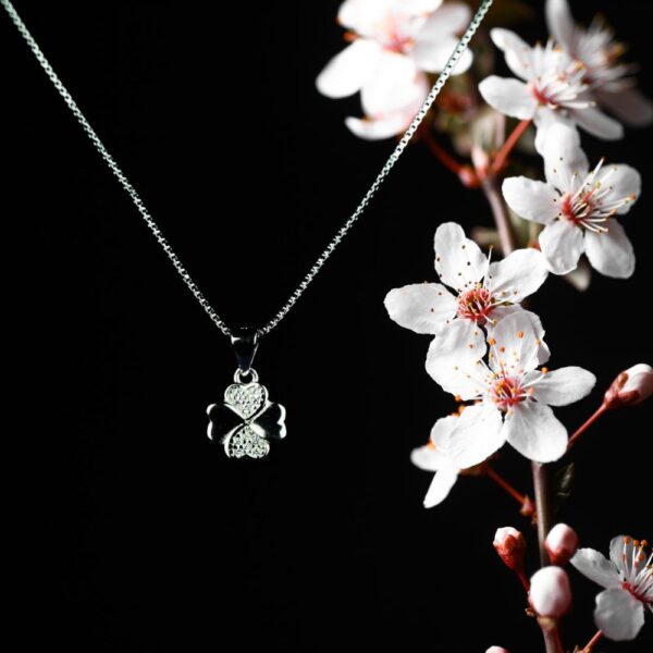 Floral Radiance Pendant with chain